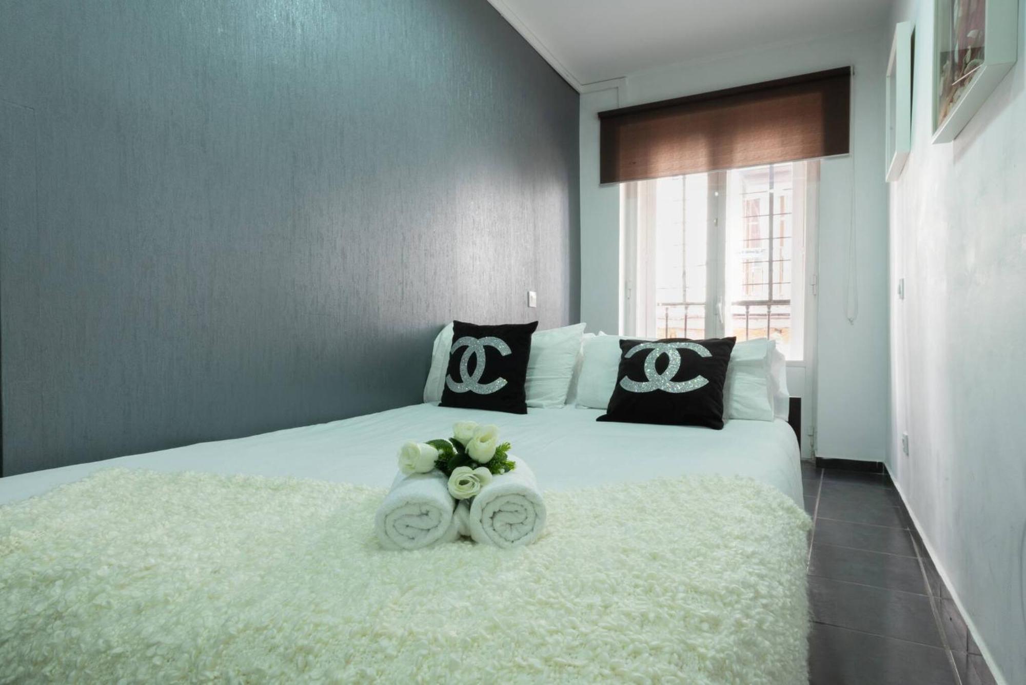 Apartamentos Day Madrid Plaza De Espana Centro Gran Via Sol Malasana Экстерьер фото