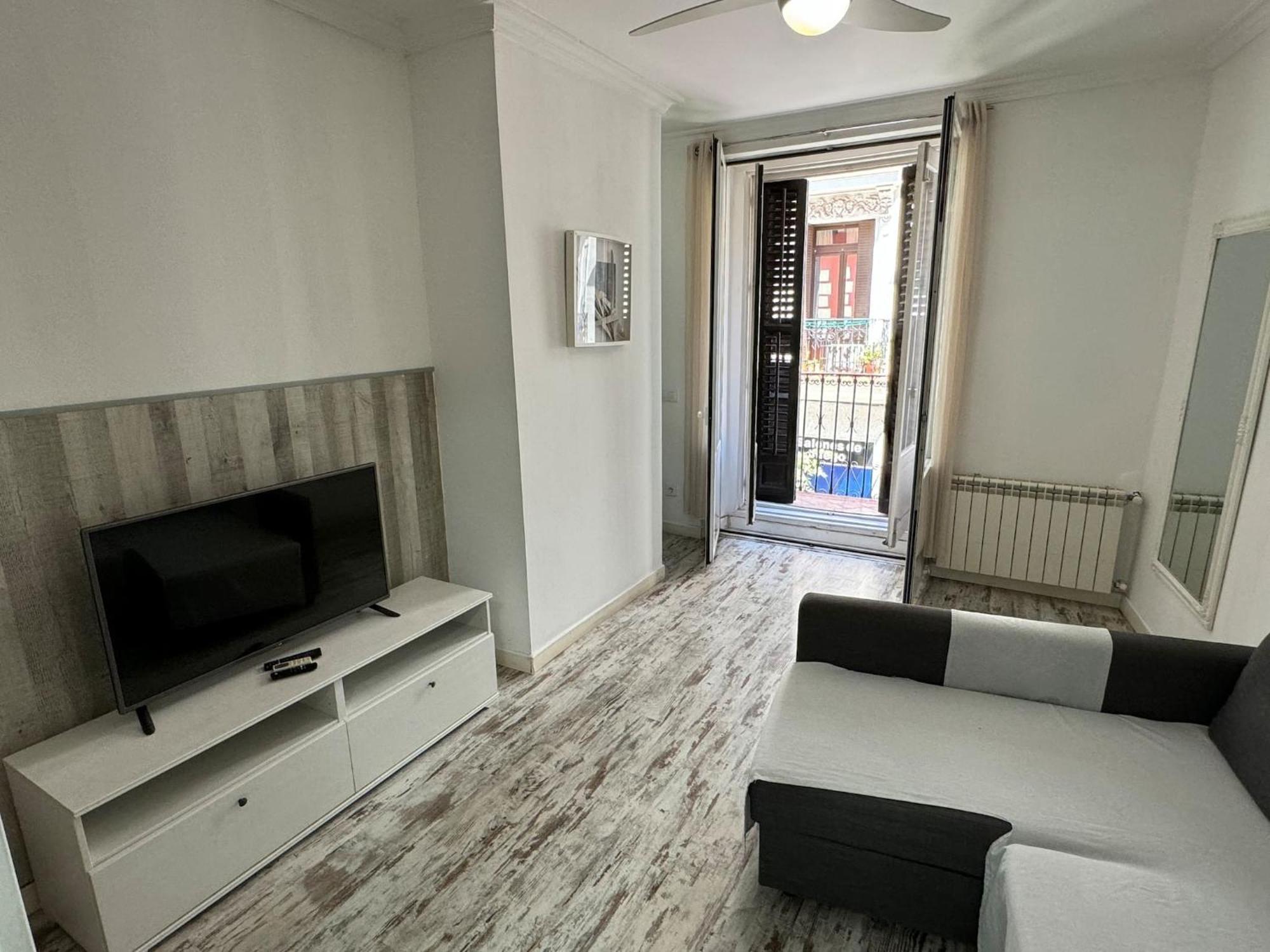 Apartamentos Day Madrid Plaza De Espana Centro Gran Via Sol Malasana Экстерьер фото