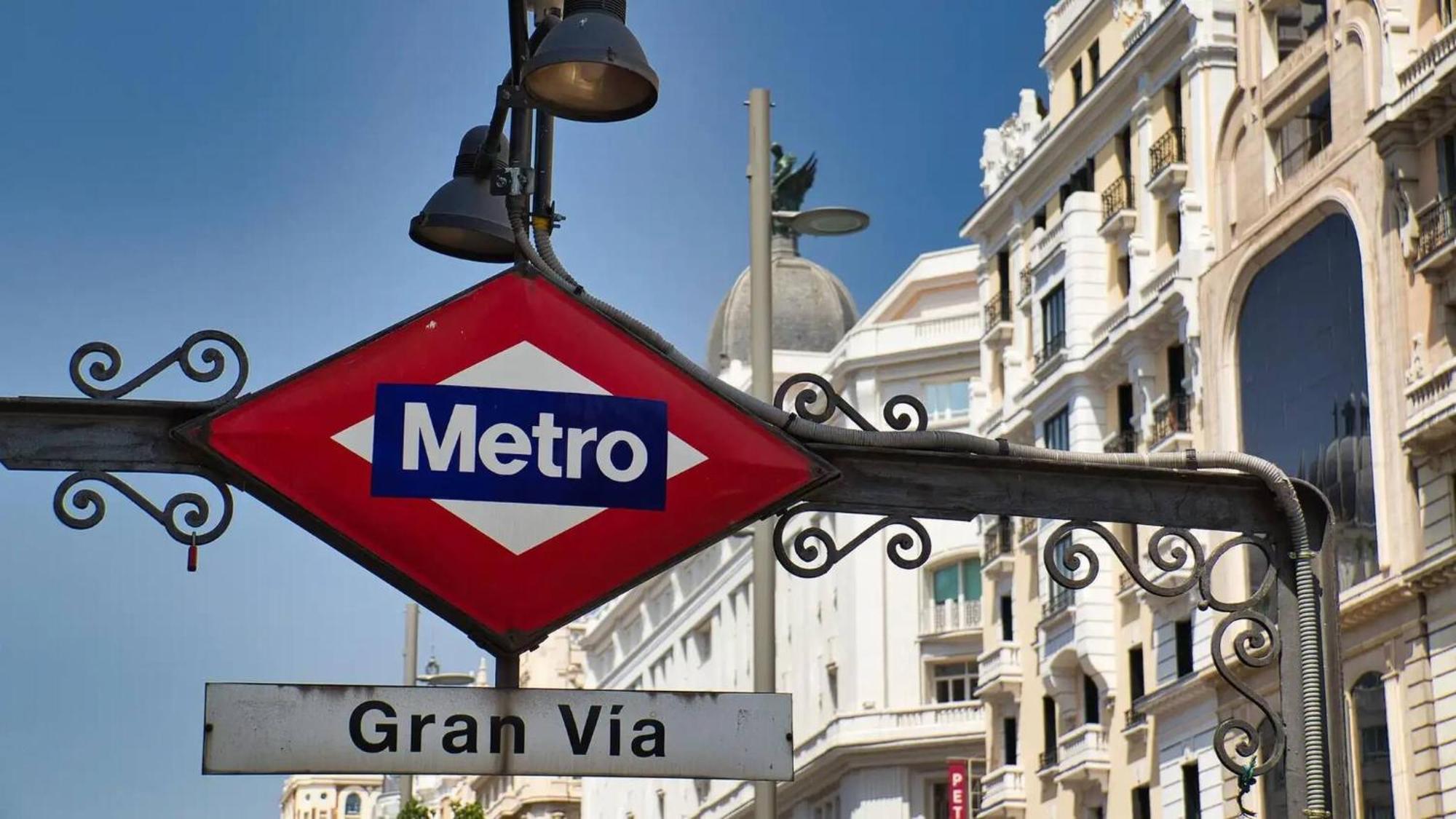 Apartamentos Day Madrid Plaza De Espana Centro Gran Via Sol Malasana Экстерьер фото